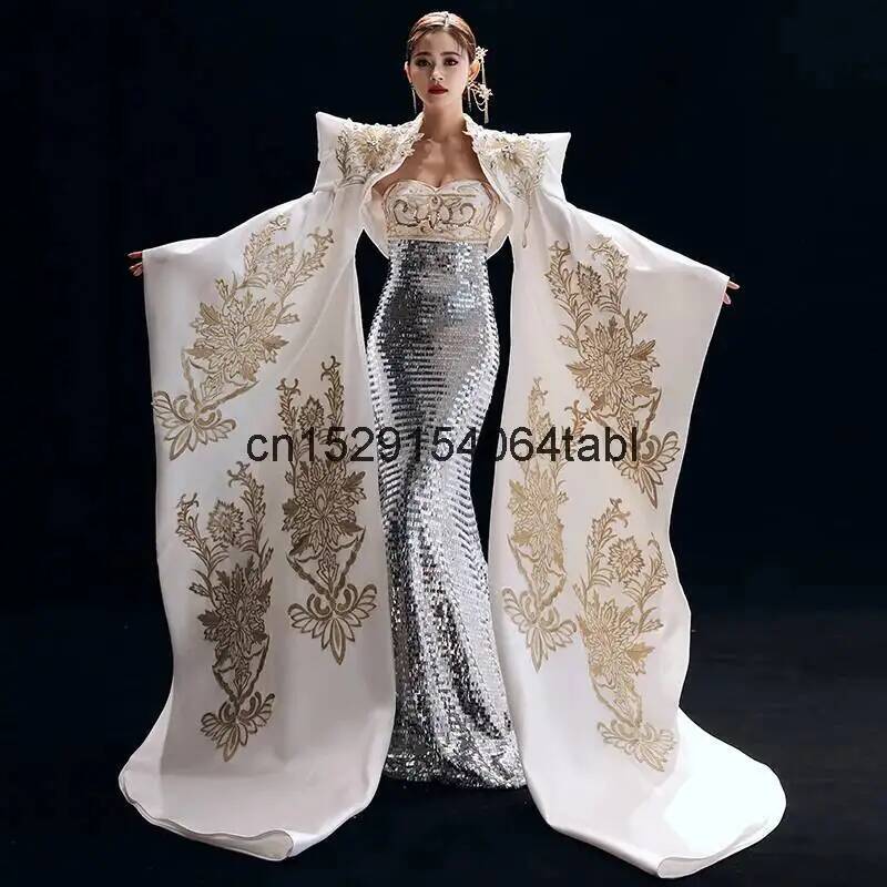 정장은 위엄 있고 우아하며 날씬한 중국 스타일로, 무대 - Evening Gown 리뷰 및 가격